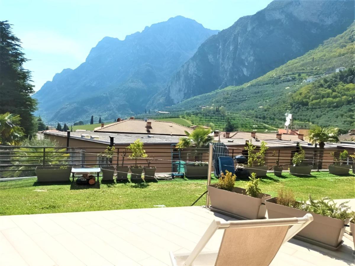 Waterfall & Pool Riva del Garda Exterior photo